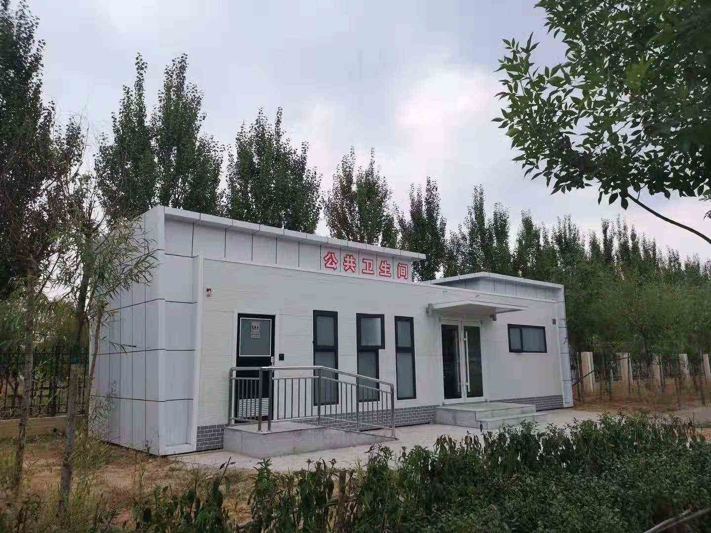 文章附图